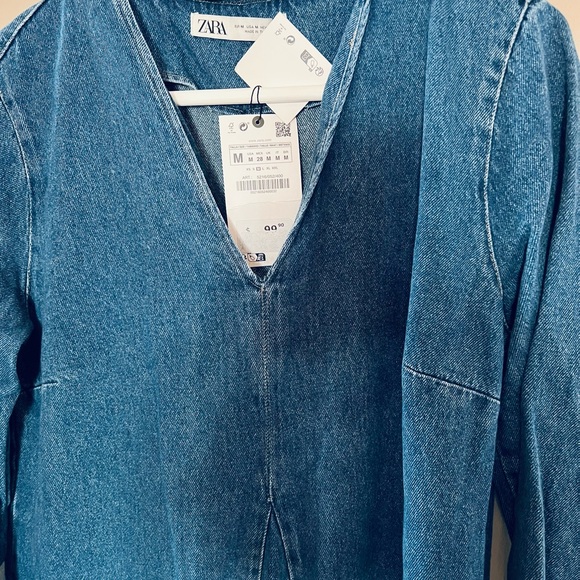 Denim dress size Medium. - Picture 2 of 4